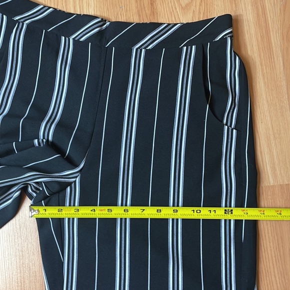 SOLD! Women’s Summer Pants, Rickies, Size: M, Color: black & white Stripes - Picture 11 of 15